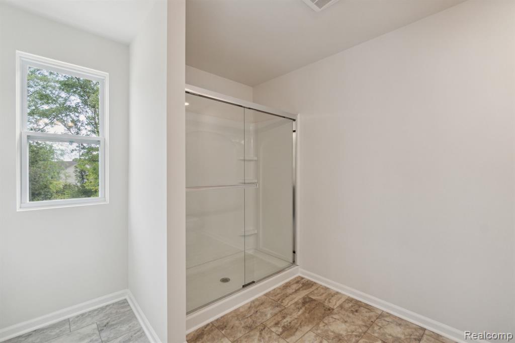 515 Cumberland Trail, Chelsea, MI 48118 — Photo 13