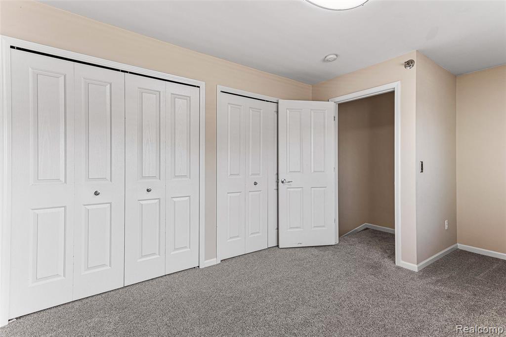 5201 Widgeon Lane, Walled Lake, MI 48390 — Photo 14