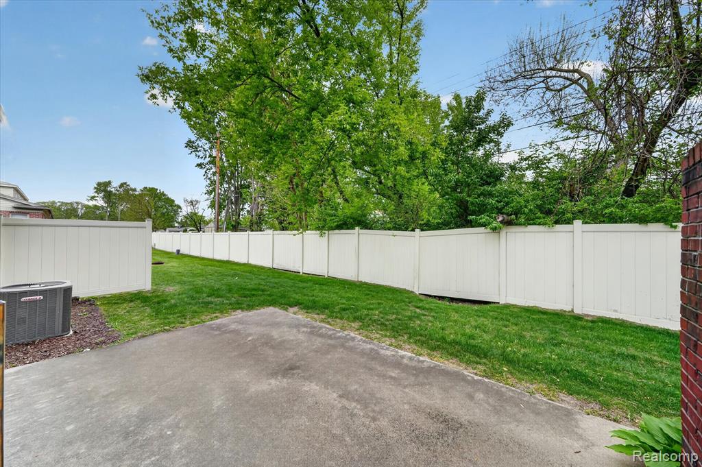 6020 N Newburgh Road, Westland, MI — Photo 24