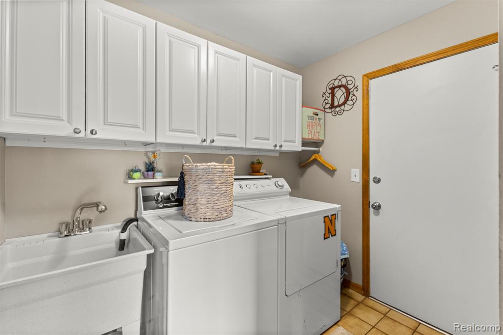 41725 Pon Meadow Court, Northville, MI 48168 — Photo 26