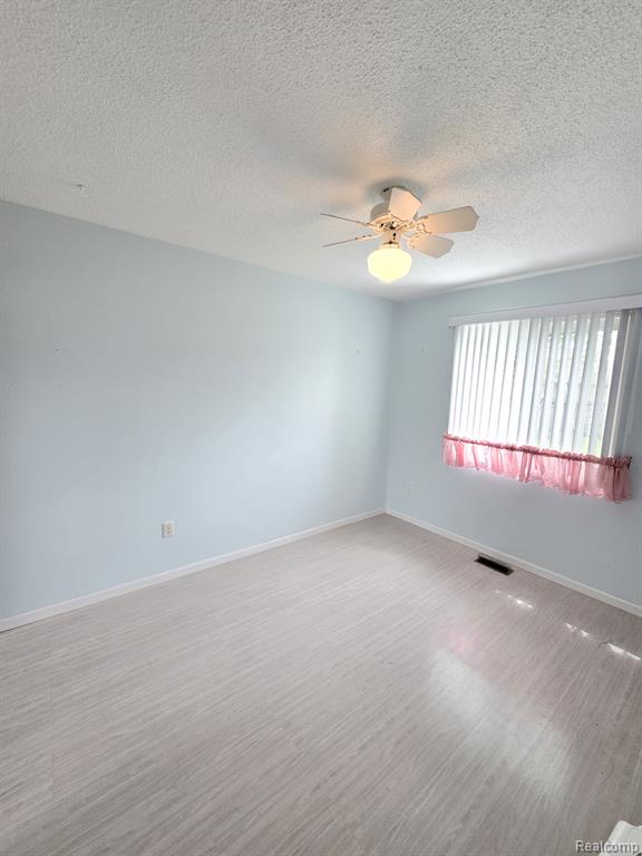 12929 Matthews Street, Carleton, MI 48117 — Photo 26