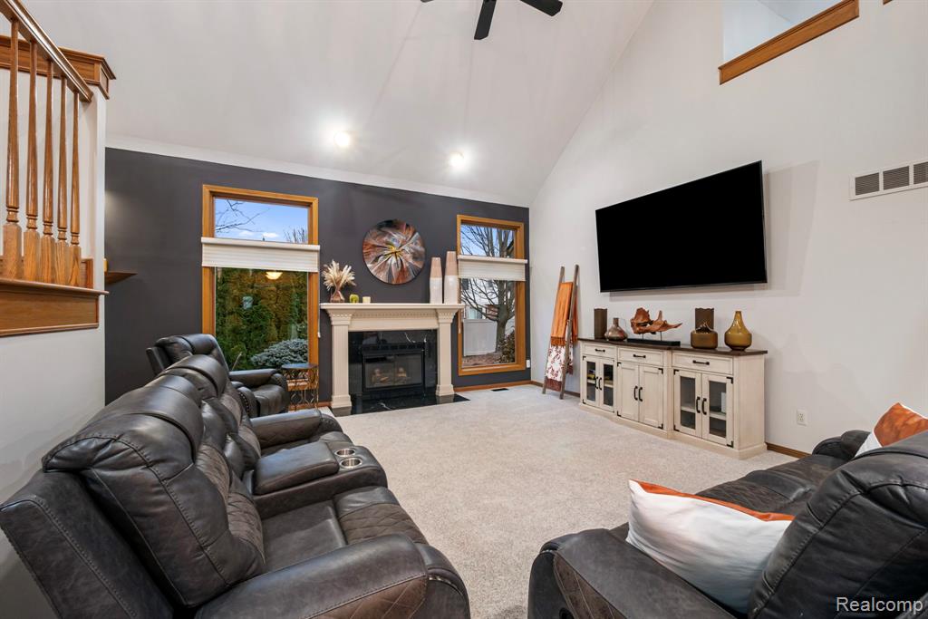 40312 Sugar Spring Drive, Sterling Heights, MI 48313 — Photo 12