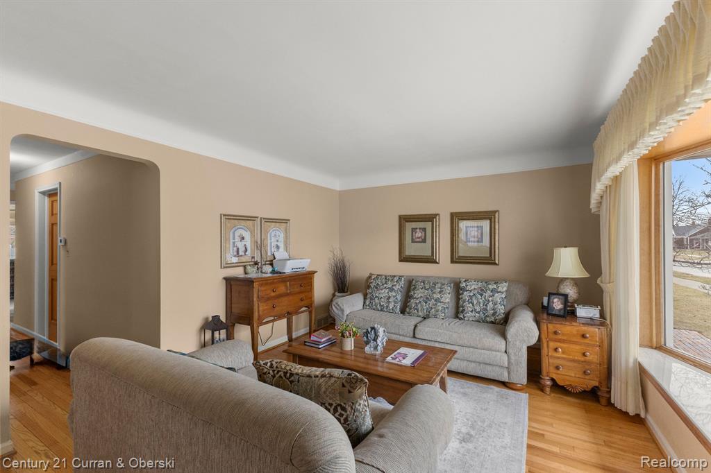 7229 WINONA Avenue, Allen Park, MI 48101 — Photo 3