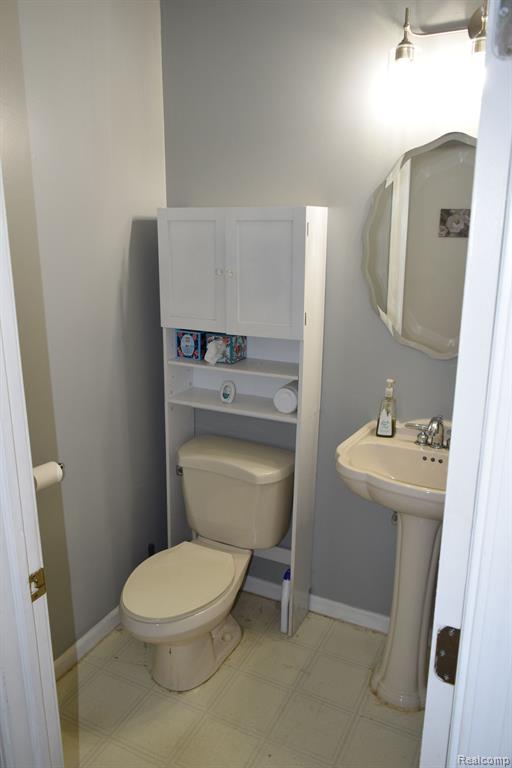 4440 N ELMS Road, Flushing, MI 48433 — Photo 15