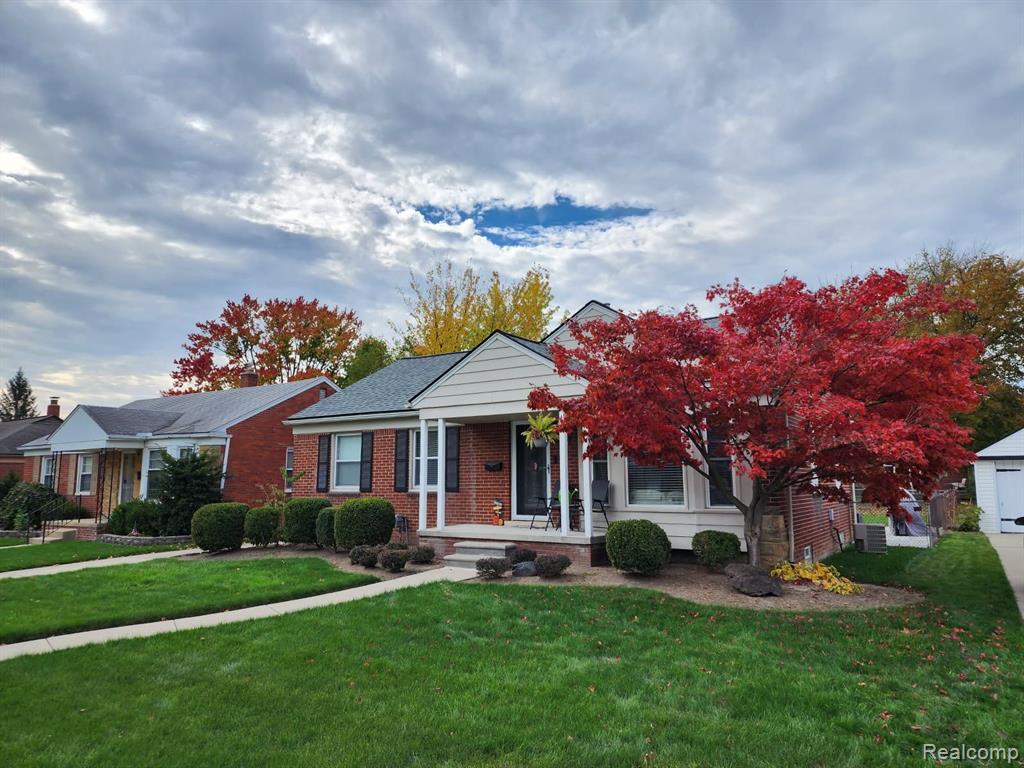 4711 ROBINWOOD Avenue, Royal Oak, MI 48073 — Photo 2