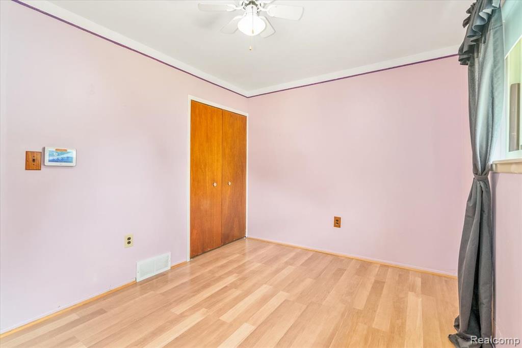 9436 Essex Street, Romulus, MI 48174 — Photo 31