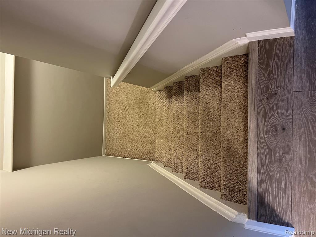 5658 DRAKE HOLLOW Drive E, West Bloomfield, MI — Photo 31