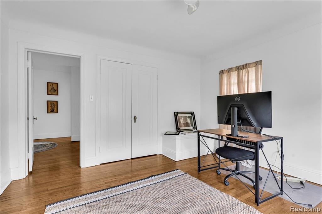 18674 Gainsborough Road, Detroit, MI 48223 — Photo 33