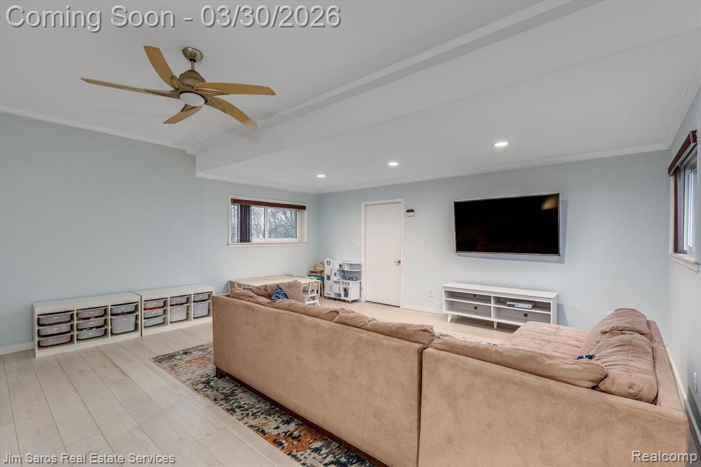 32830 JEFFERSON Avenue, Saint Clair Shores, MI 48082 — Photo 25