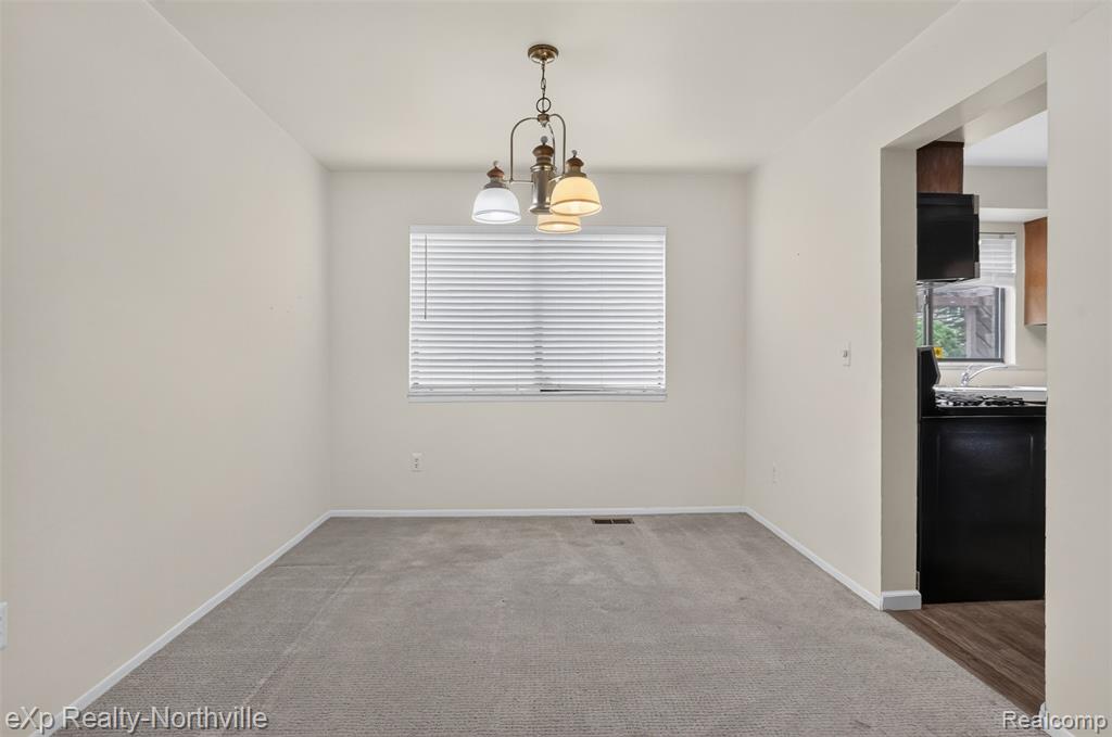 7565 Embassy Drive, Canton, MI 48187 — Photo 8
