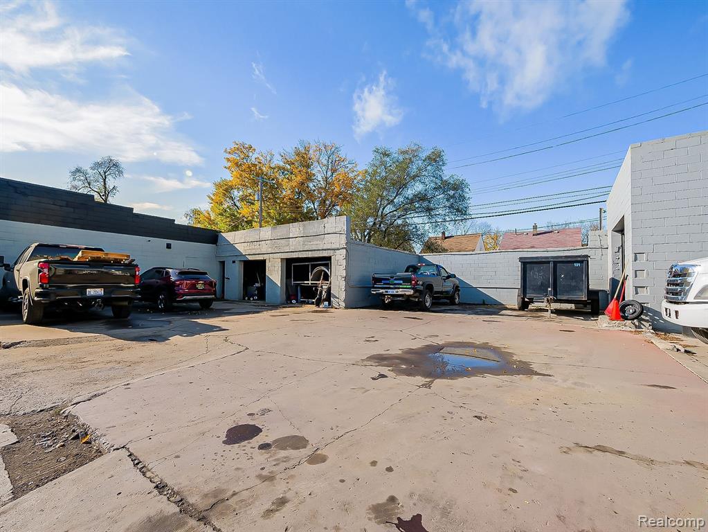 15735 SCHAEFER, Detroit, MI 48227 — Photo 38