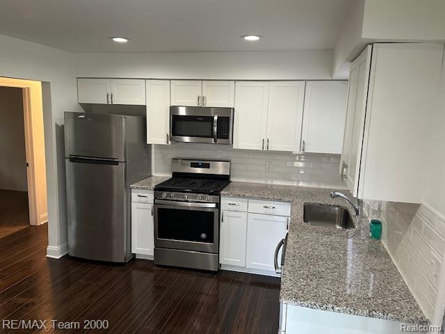8768 Whitehorn Street, Romulus, MI 48174 — Photo 20