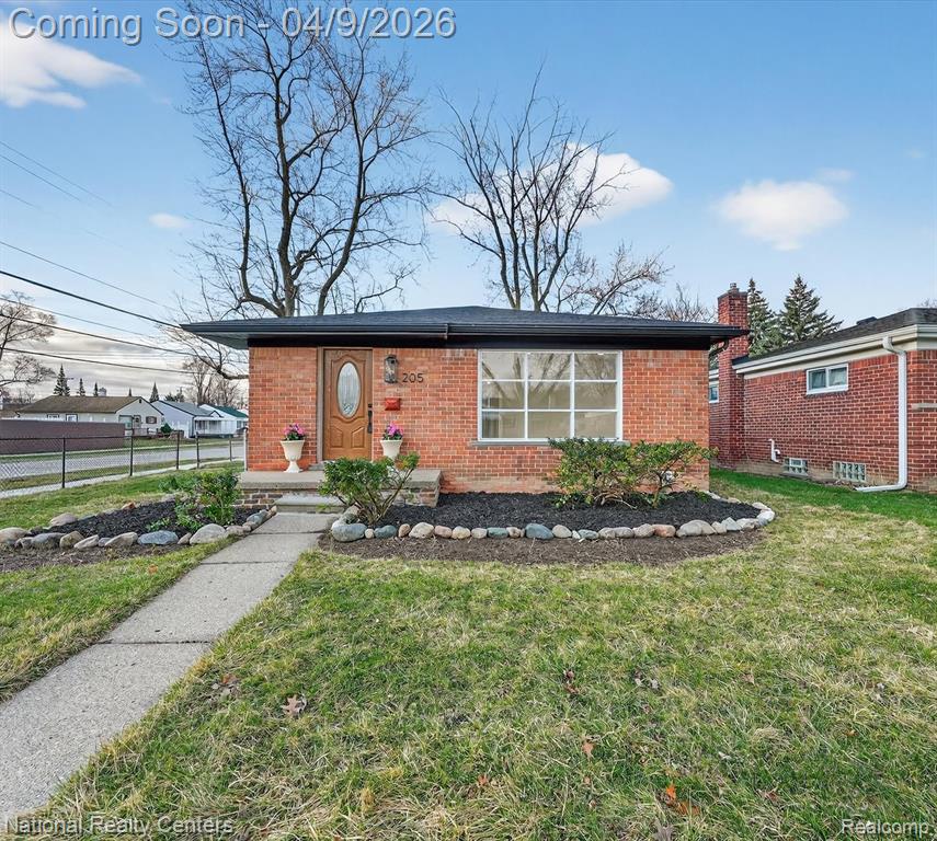205 Royal Park Lane, Madison Heights, MI 48071 — Photo 4