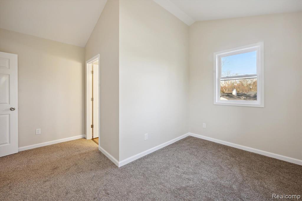 2481 PINECREST Avenue, Ann Arbor, MI 48104 — Photo 26