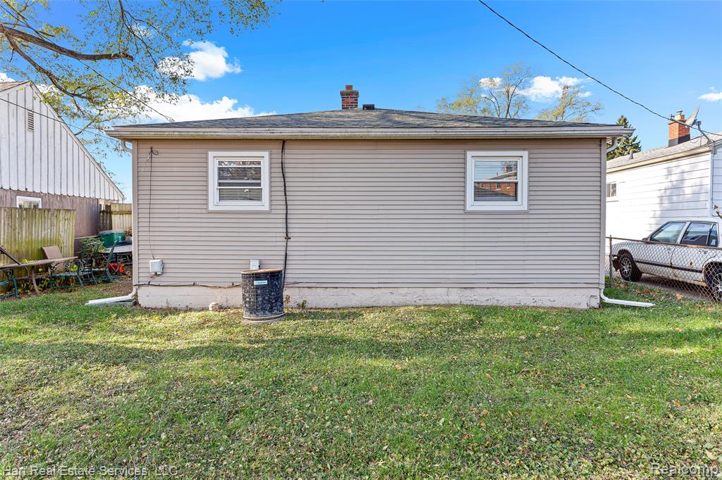 7235 Mortenview Drive, Taylor, MI 48180 — Photo 20