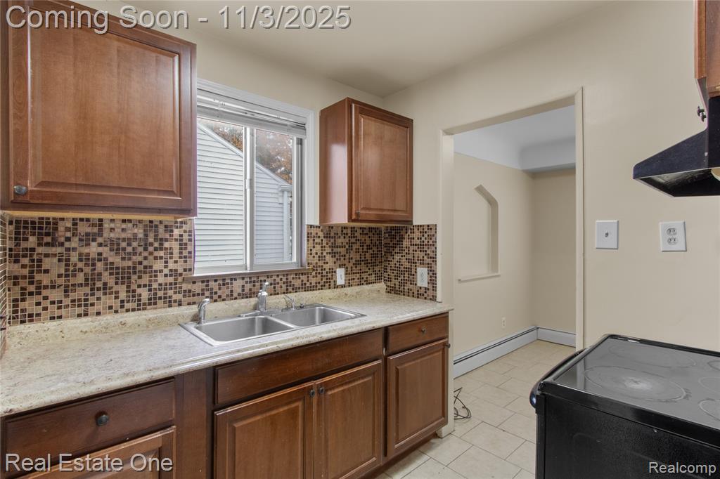 7305 N Silvery Lane, Dearborn Heights, MI 48127 — Photo 6