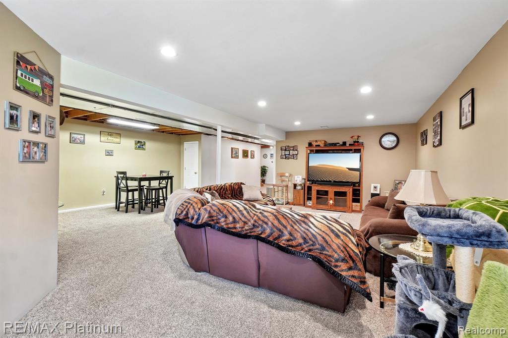 11704 Glen Mary, Byron, MI 48418 — Photo 40