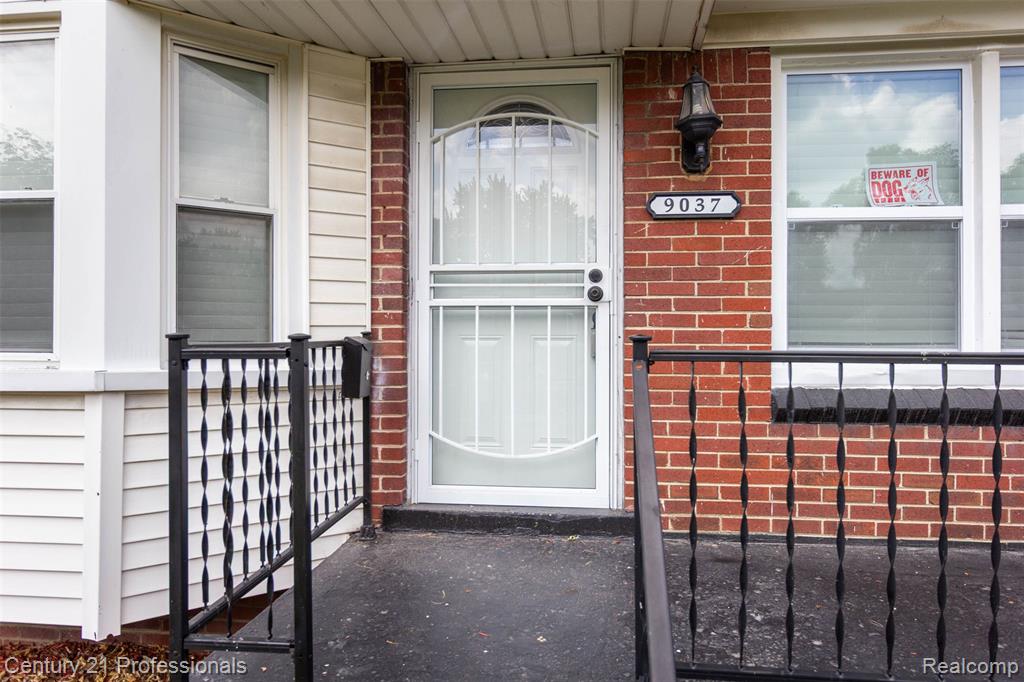 9037 Longacre Street, Detroit, MI 48228 — Photo 4