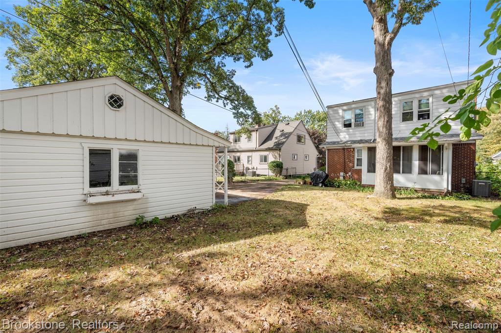 853 Leroy Street, Ferndale, MI 48220 — Photo 32