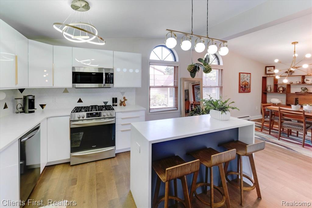 955 WOODLANE Drive, 12, Rochester Hills, MI 48307 — Photo 13
