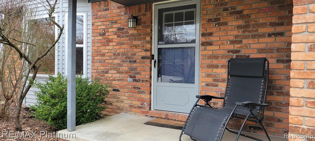 4059 LINK Drive, Brighton, MI 48114 — Photo 4