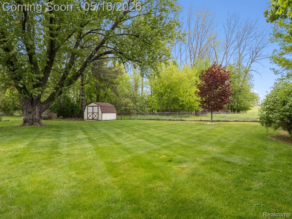 12489 Jennings Road, Linden, MI 48451 — Photo 3