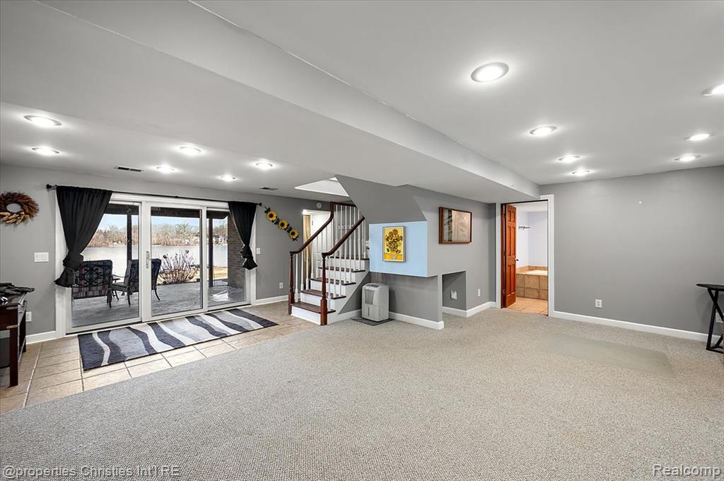 5832 Glen Echo Drive, Howell, MI 48843 — Photo 13