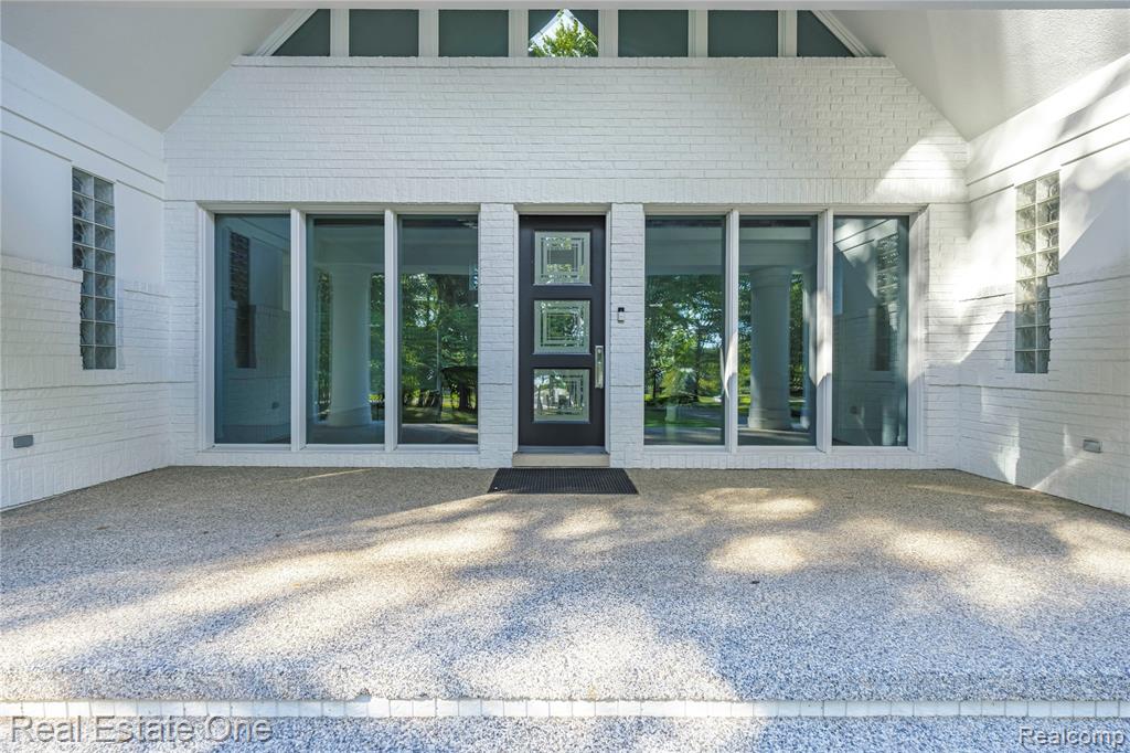 6570 Alden Drive, West Bloomfield, MI 48324 — Photo 3