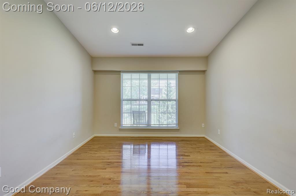 29941 Fox Run Circle, Warren, MI 48092 — Photo 23