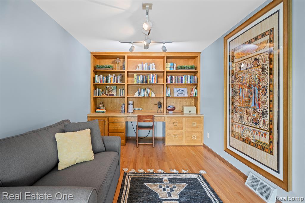 3882 LAKE LAPEER Drive, Metamora, MI 48455 — Photo 14