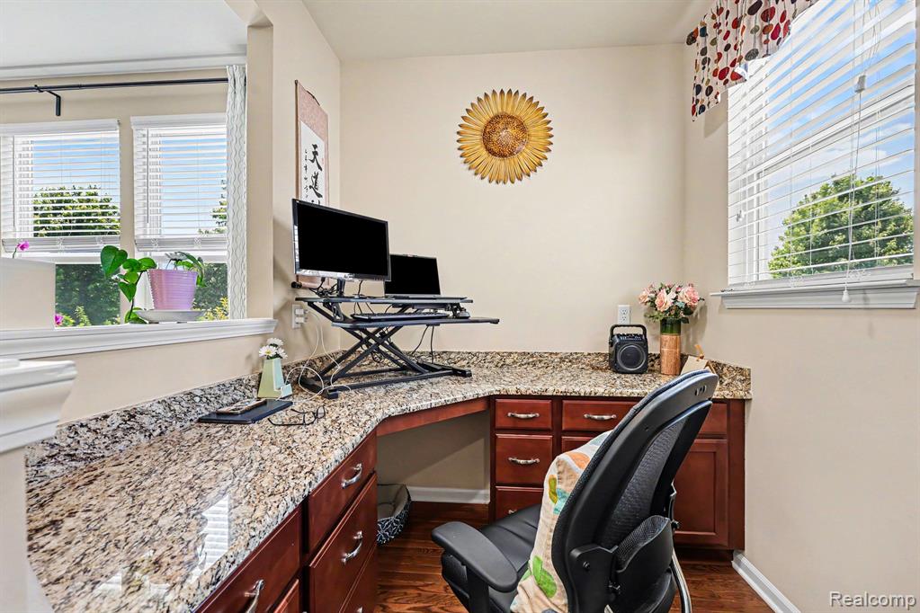 51133 Federal Boulevard, Canton, MI 48188 — Photo 9