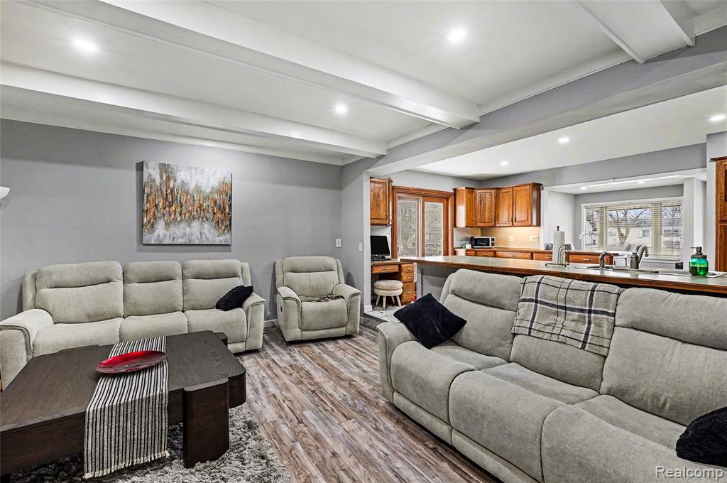 41174 Bernard Drive, Sterling Heights, MI 48313 — Photo 15