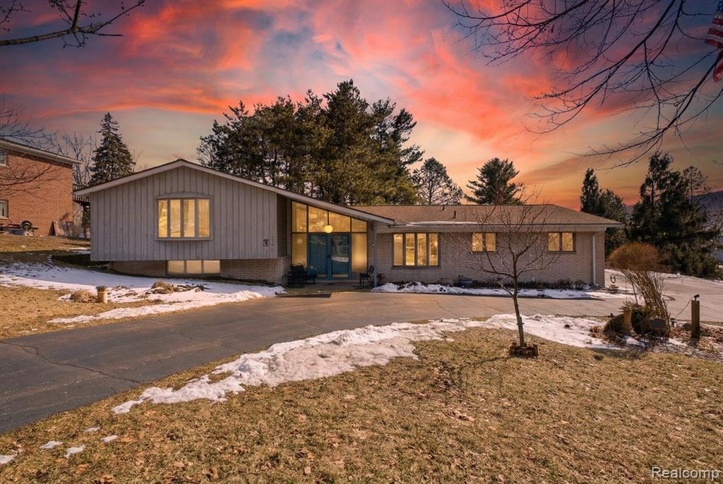 6579 Balmoral Terrace, Clarkston, MI — Photo 2