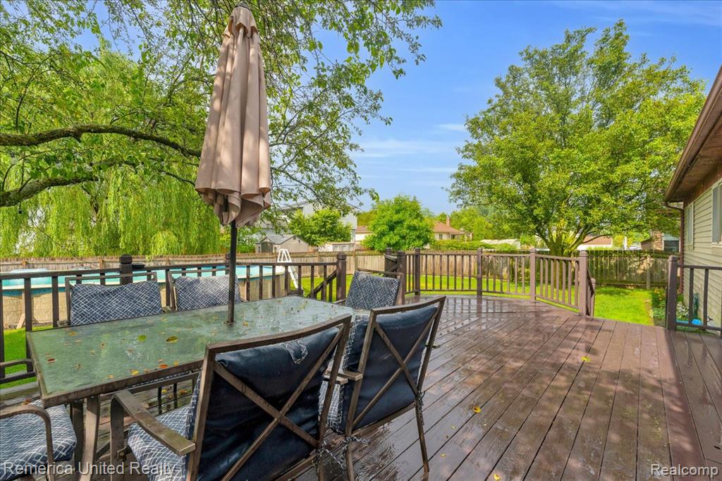 43488 LAURELWOOD, Canton, MI 48187 — Photo 24