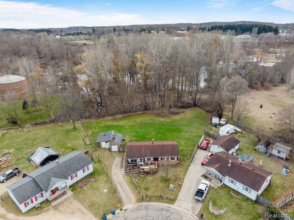 333 FAIRFIELD, Holly, MI 48442 — Photo 23