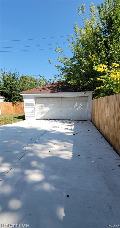 5056 Somerset Avenue, Detroit, MI 48224 — Photo 44