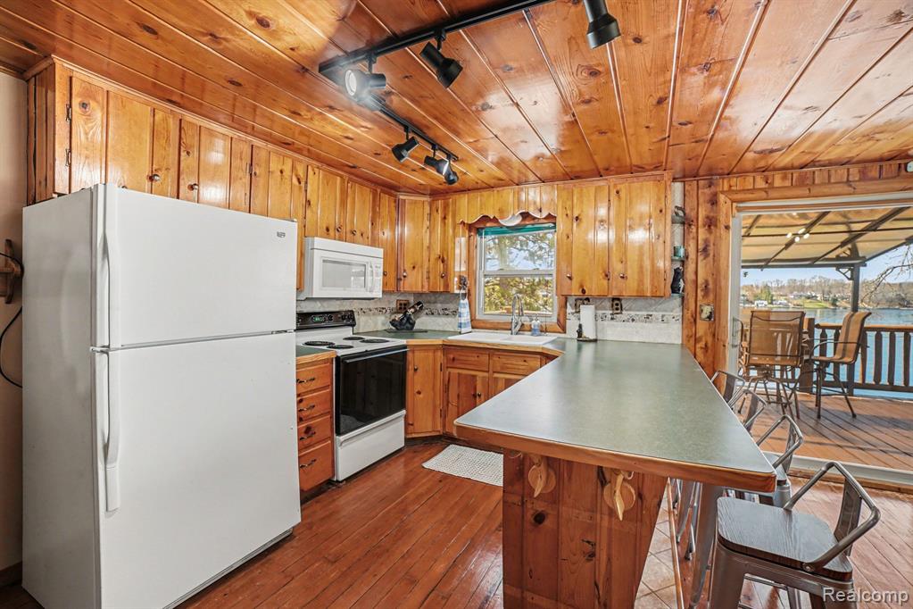1360 Hillcrest Street, Harrison, MI, 48625