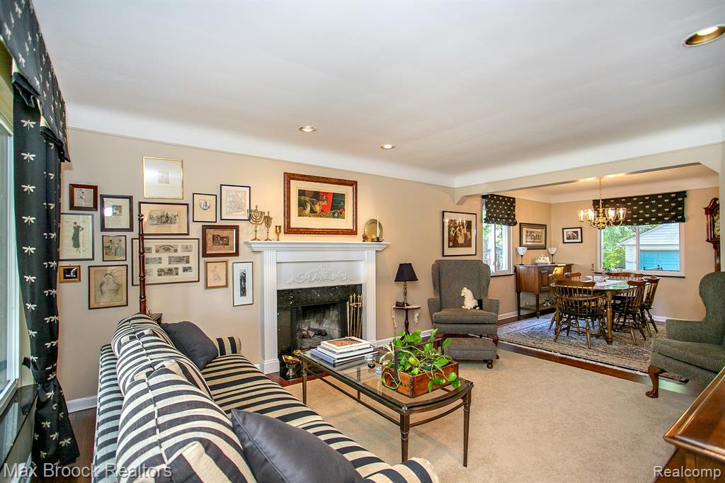 10445 Lincoln Drive, Huntington Woods, MI — Photo 5
