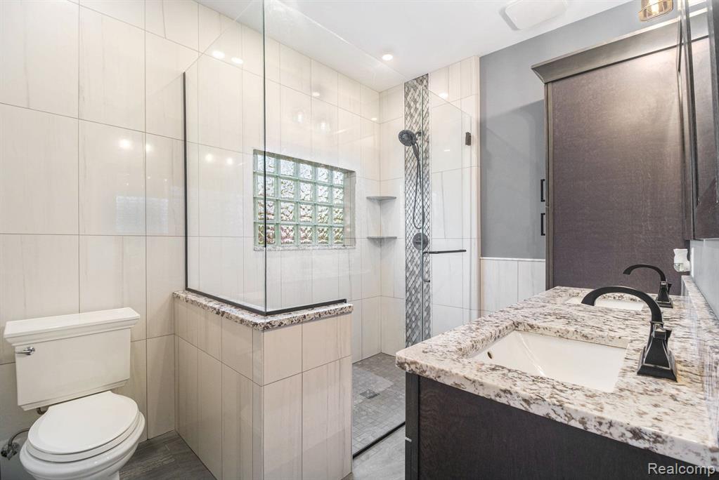 56188 SAINT ANDREWS Drive, Macomb, MI 48042 — Photo 10