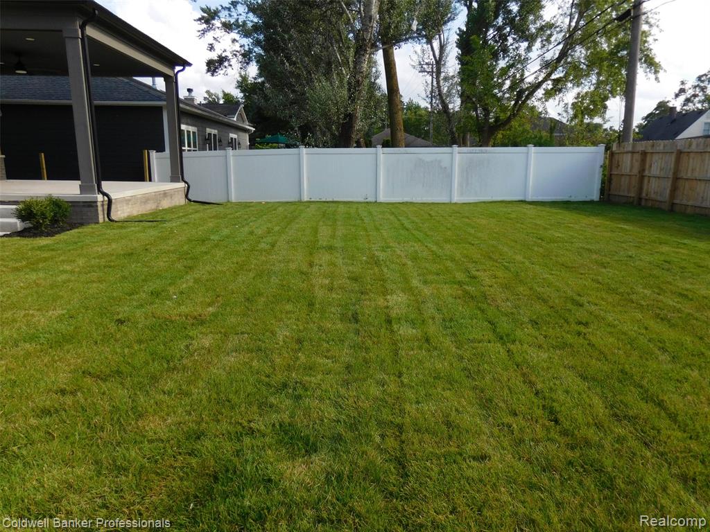 4247 Hampton Boulevard, Royal Oak, MI 48073 — Photo 60