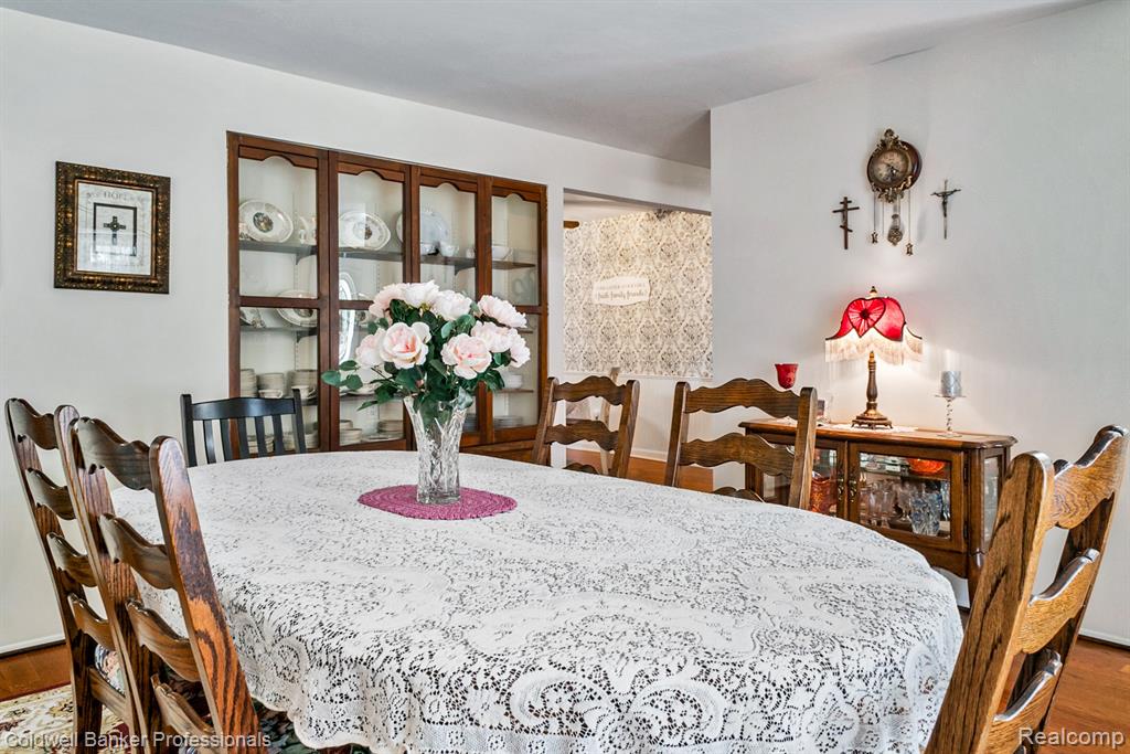451 Hauxwell Drive, Lake Orion, MI 48362 — Photo 21