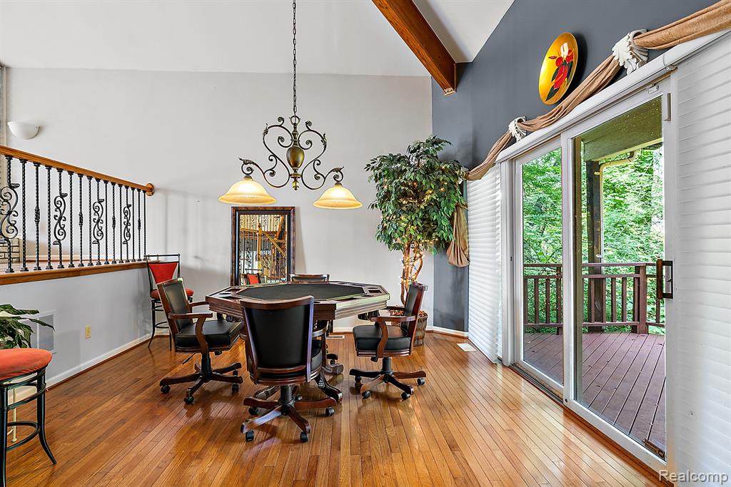 8398 ELKRUN Drive, Clarkston, MI 48348 — Photo 11