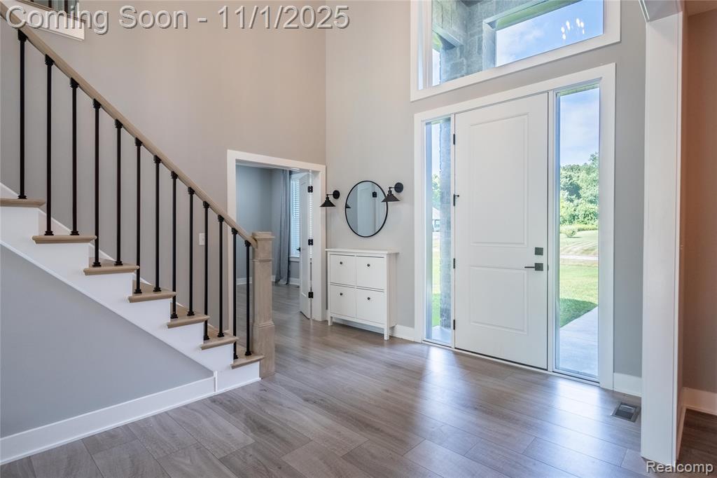 5344 Birch Drive, Springfield, MI 48350 — Photo 2