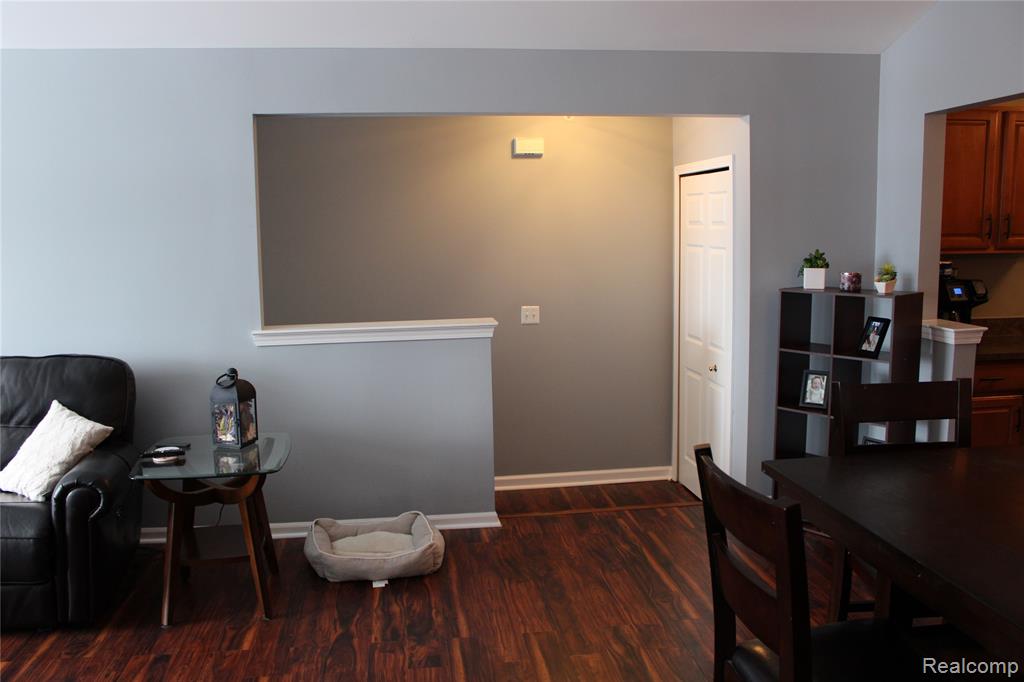 52133 Naugatuck Drive, 25, Macomb, MI 48042 — Photo 4