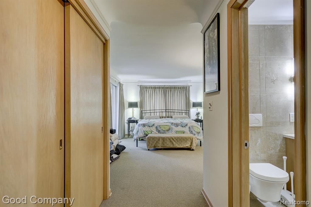 1557 Lochmoor Boulevard, Grosse Pointe Woods, MI 48236 — Photo 42