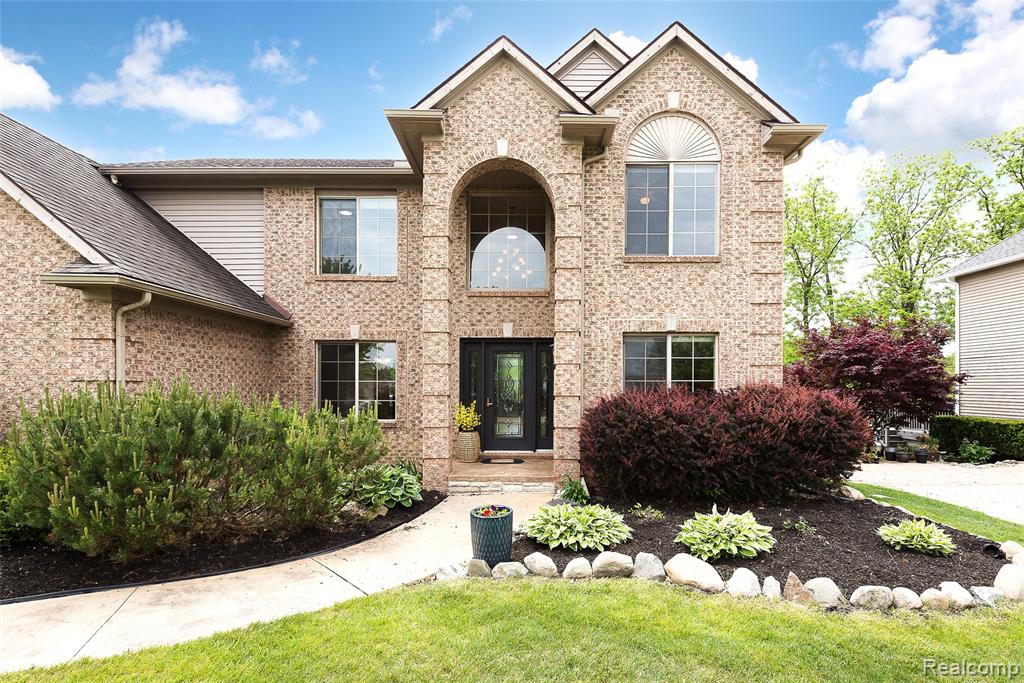 58721 Carriage Lane, South Lyon, MI 48178 — Photo 3