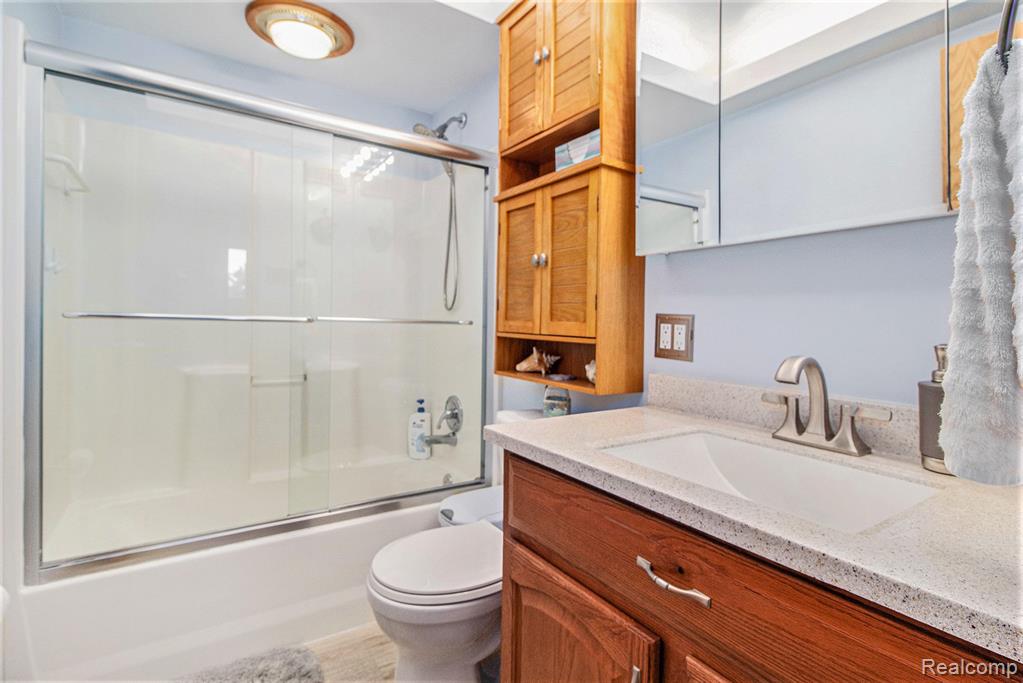 23234 Candace Drive, Rockwood, MI — Photo 22
