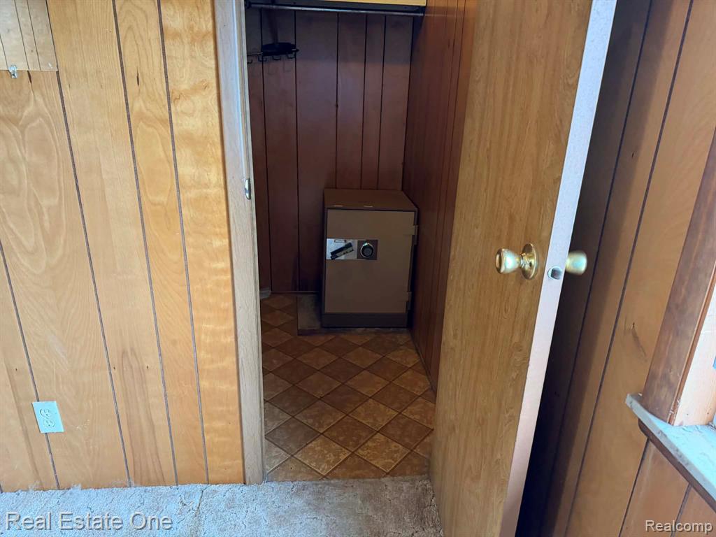 1653 E Pinconning Road, Pinconning, MI 48650 — Photo 25