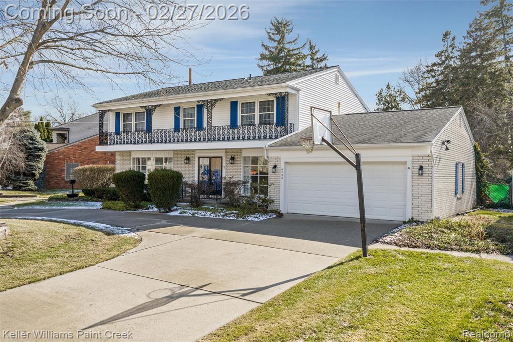 4732 Barcroft Way, Sterling Heights, MI 48310 — front exterior