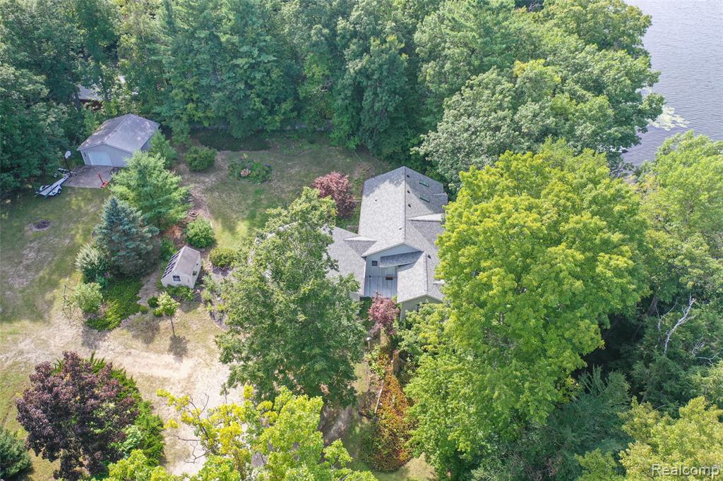 6125 White Sands Drive, Marathon, MI 48464 — Photo 12